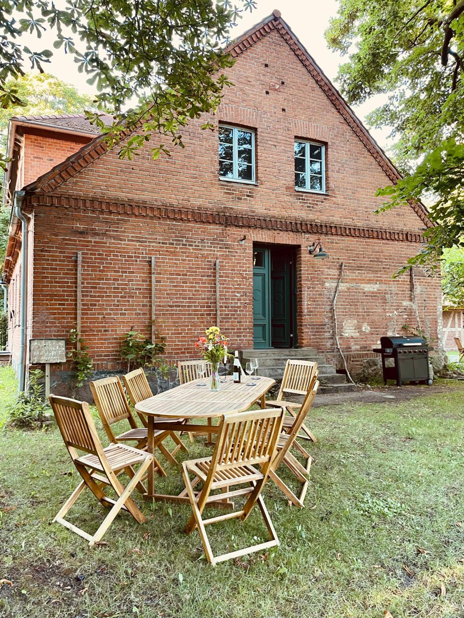 Wald- Und Seeidyll Im Historischen Forsthaus Neuruppin Eksteriør bilde