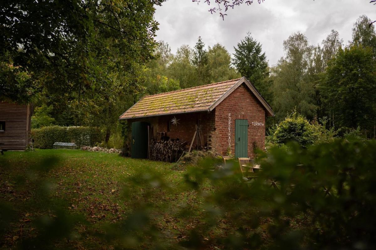 Wald- Und Seeidyll Im Historischen Forsthaus Neuruppin Eksteriør bilde